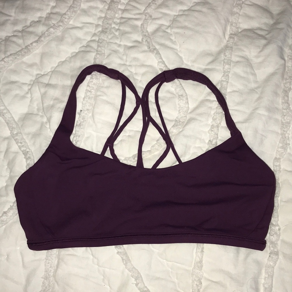 Lululemon sports bra